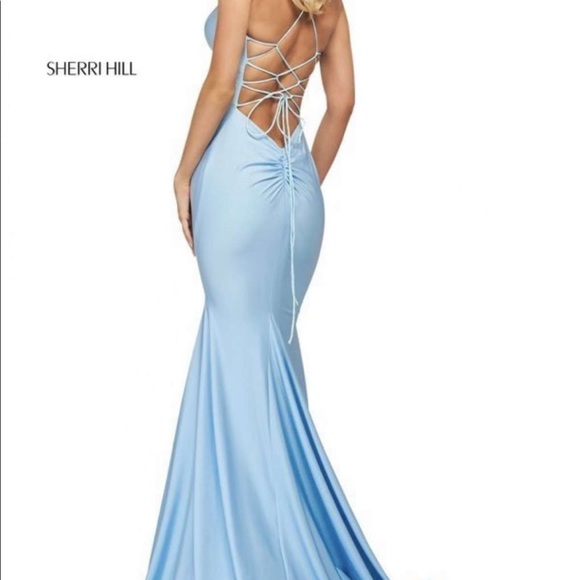 Sherri hill, size 4 light pastel blue - Picture 4 of 4